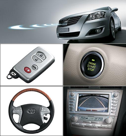 六代Camry的问世,已为国产顶级房车的层级带向新的高标。以Camry 3.5为例,首度搭载的Smart Entry车门启闭系统及Push Start引擎触控启动系统(Smart Entry & Push Start System)等皆为国产车仅见。另外,3.5 Q旗舰版增列的ACC雷达巡航系统、雷达碰撞预防系统(Pre-Crash System)、倒车影像辅助系统及侧边气囊等,在高价位的进口车中都未必是花钱可得的特殊行头。